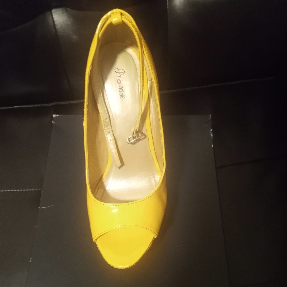 Wedge heels